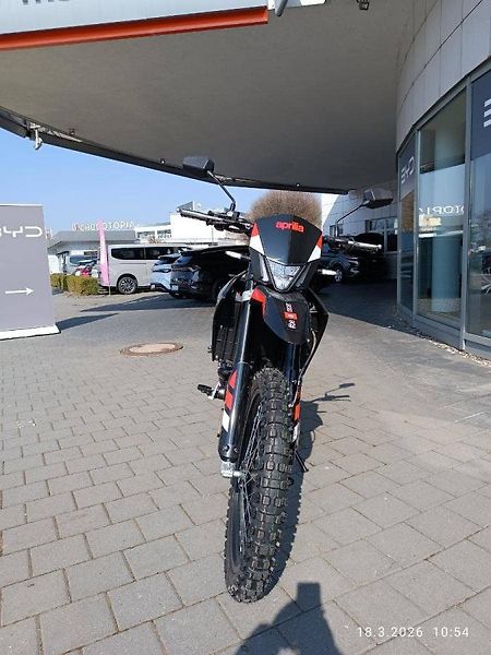 Aprilia RX 125 (2025) Varanus Black - fotka 2 z 10