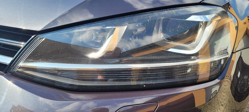 Volkswagen Golf (2015) 7 1,2 TSi 81kW benzín Lounge - fotka 34 z 35
