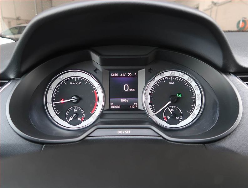 Škoda Octavia (2018) Style 1.5 TSI, Automat, Navi - fotka 11 z 21