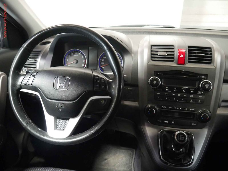Honda CR-V (2007) 2.0 i 4x4, autoAC - fotka 11 z 17
