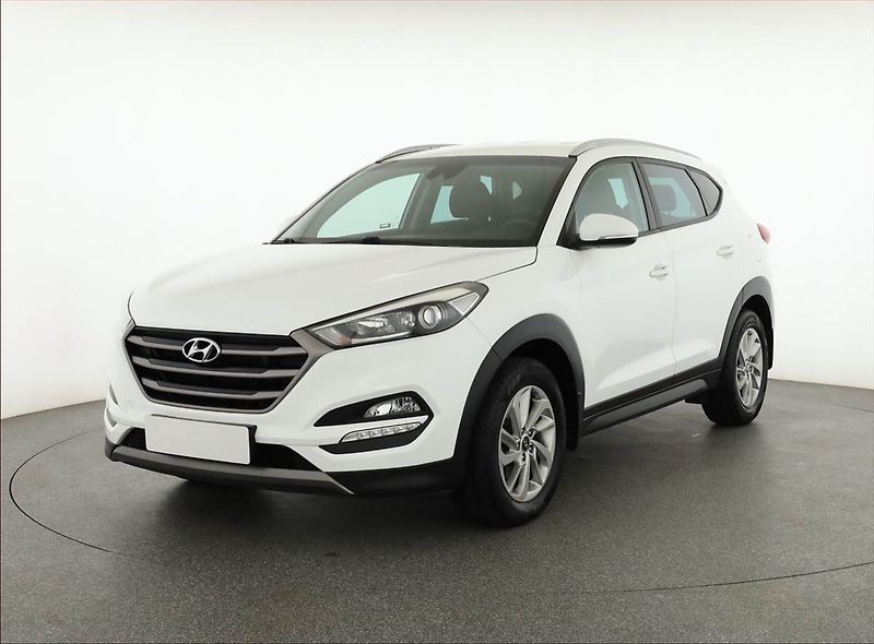 Hyundai Tucson (2016) 1.7 CRDi, Automat, Serv.kniha - fotka 2 z 17
