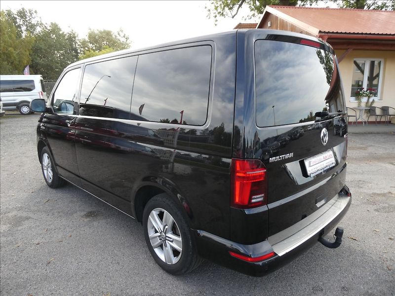 Volkswagen Multivan 2,0 TDi110kW 1.majitel,DSG,4x4 - fotka 7 z 44