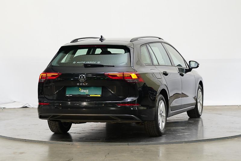 Volkswagen Golf - fotka 3 z 6