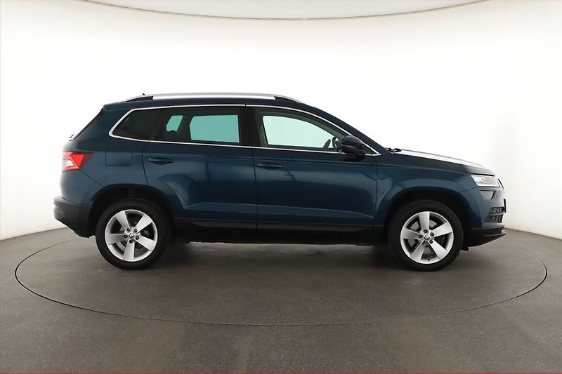Škoda Karoq (2021) Style 2.0 TDI, Navi, Tempomat - fotka 6 z 18