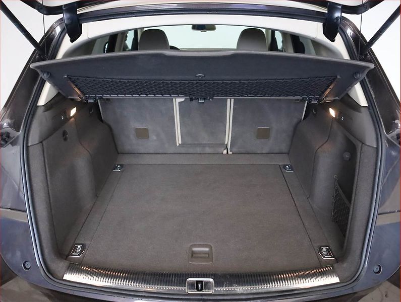 Audi Q5 (2012) design 2.0 TDI, 4X4, Automat - fotka 14 z 19