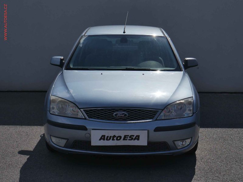 Ford Mondeo (2005) 2.0i, ČR, AAC, tempo - fotka 2 z 13
