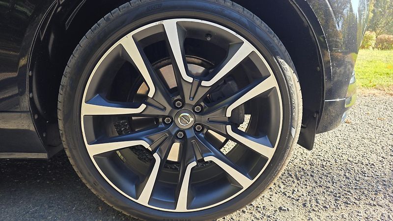 Volvo XC60 (2019) - fotka 18 z 18