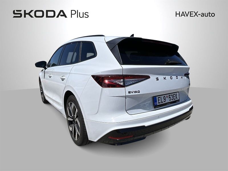 Škoda Enyaq (2025) 82 kWh 210kW Sportline 85 - fotka 5 z 27