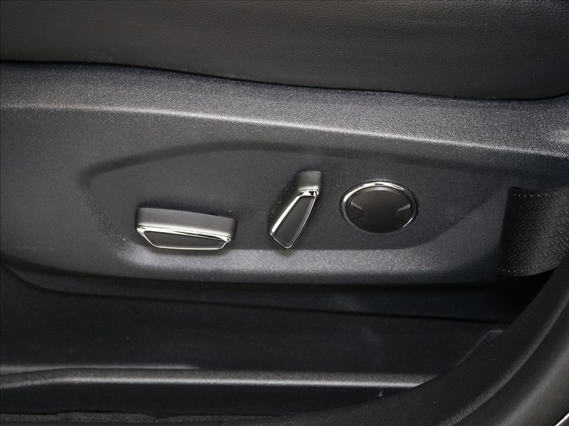 Ford S-MAX 2,5 Hybrid ST-line Výprodej! - fotka 25 z 31