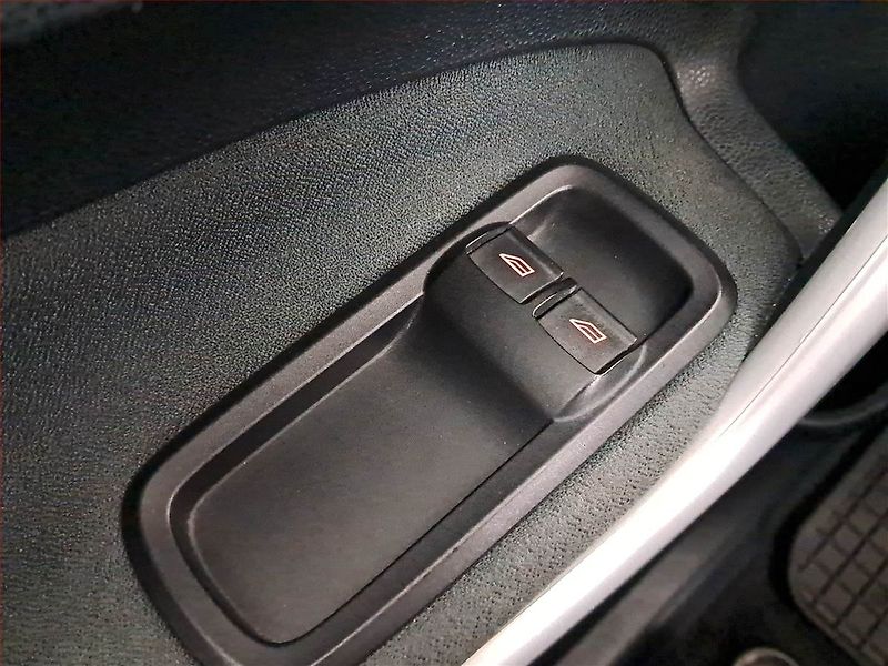 Ford Fiesta (2012) 1.25, Serv.kniha - fotka 16 z 16