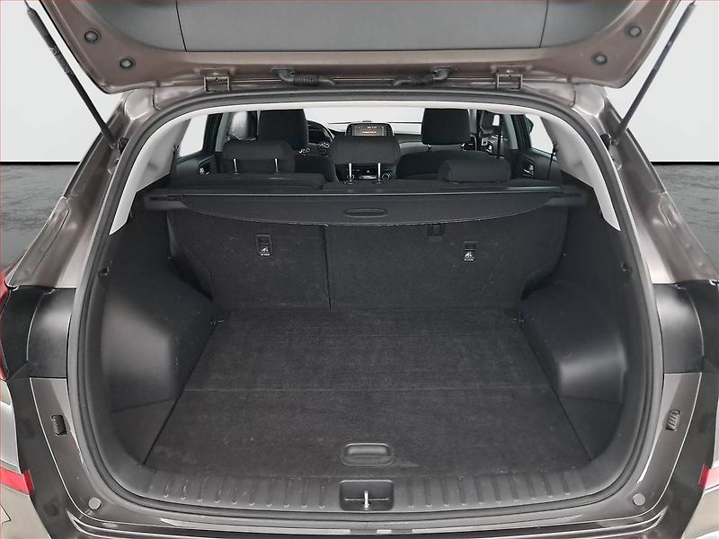 Hyundai Tucson (2019) 1.6 T-GDI, Tempomat - fotka 14 z 20