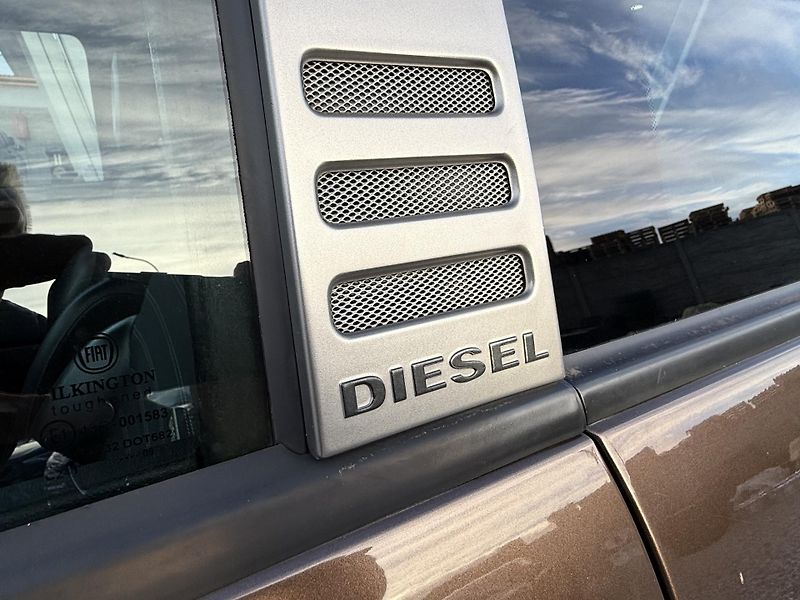 Fiat 500 1,4i 74kW DIESEL Edition - fotka 4 z 35