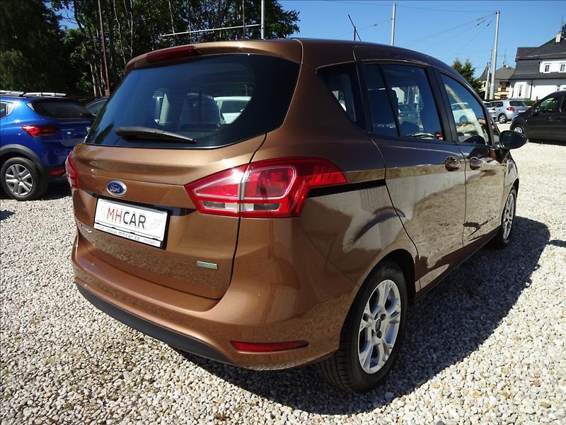 Ford B-MAX 1,0 i 74kW - fotka 7 z 47