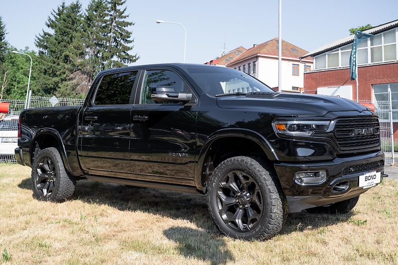 Dodge RAM (2023) 1500 5.7 HEMI V8 LIMITED/NIGHT - fotka 2 z 24