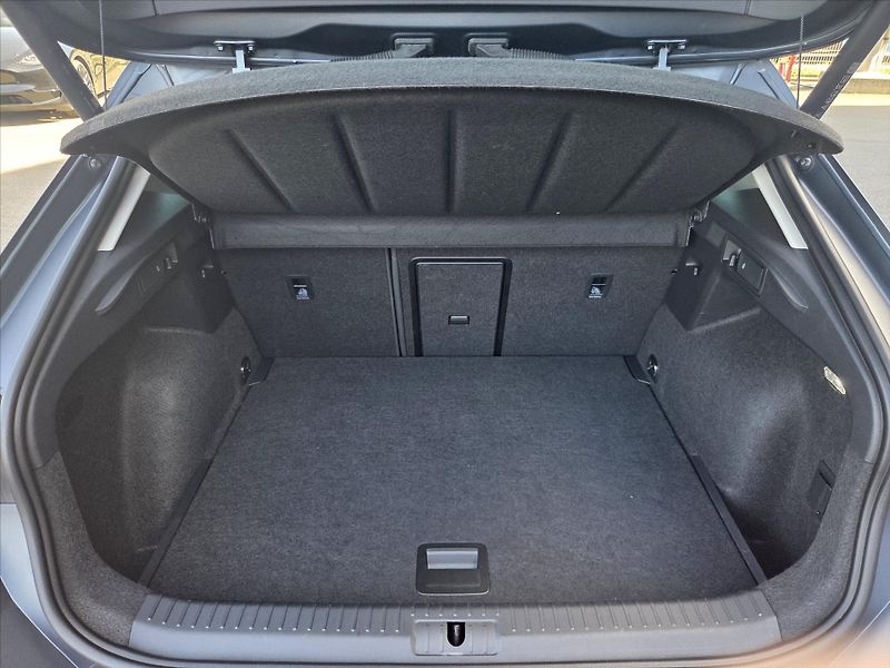 Cupra Formentor 1,5 TSi DSG LED Matrix Záruka2 - fotka 12 z 23