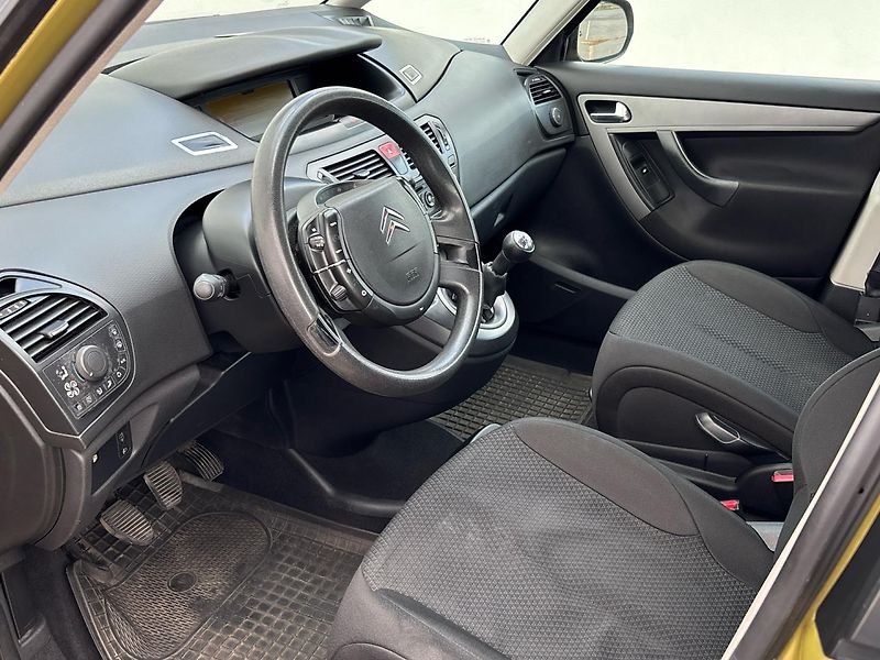 Citroën C4 Picasso MPV - fotka 6 z 24