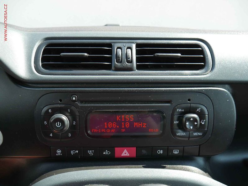 Fiat Panda (2017) 1.2i, ČR, AC - fotka 13 z 14