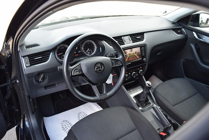 Škoda Octavia (2019) 1.5TSI 110kw AMBITION KAM TAŽ  - fotka 21 z 43