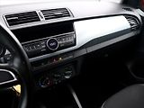 Škoda Fabia 1,2 TSI 81kW CZ Klima TažnéLED - náhled 17