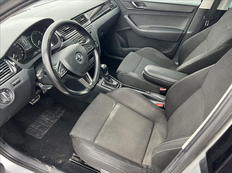 Škoda Rapid 1,6 TDi,Pano,DSG,TZ,Navi,DPH - fotka 10 z 21