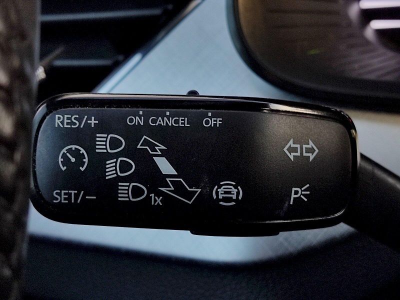 Škoda Scala (2023) Tour 1,0 Tsi 81 Kw DSG - fotka 27 z 34