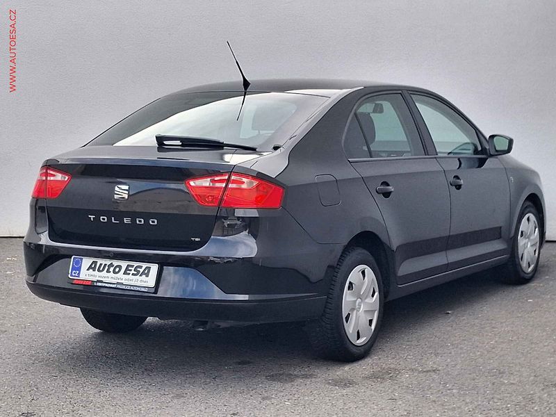 Seat Toledo (2014) 1.2 TSi, Reference, výhřev - fotka 4 z 15