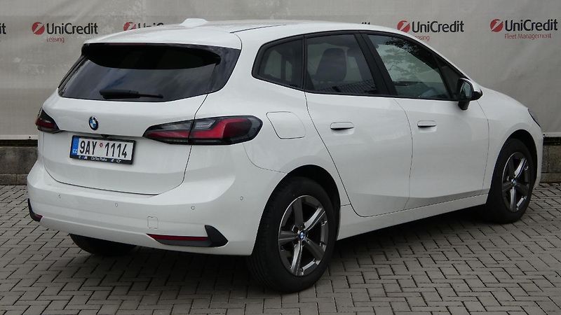 BMW Řada 2 218i Active Tourer aut. - fotka 3 z 24