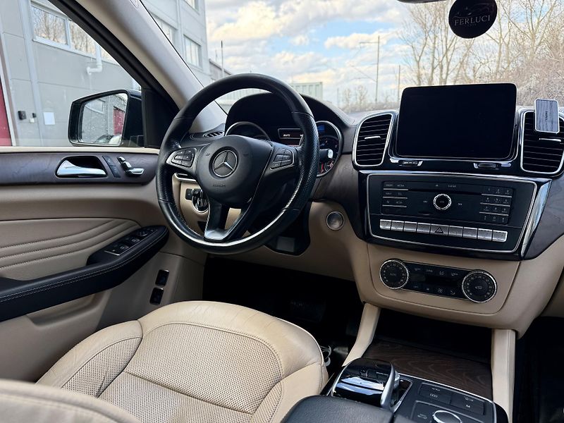 Mercedes-Benz GLE (2017) MERCEDES BENZ GLE 350d Coupe - fotka 15 z 24