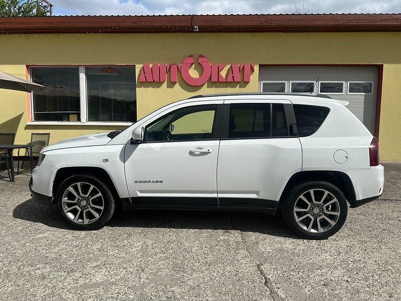 Jeep Compass (2014) 2.2CRDi NAVI/VÝHŘEV/1 MAJ - fotka 6 z 32