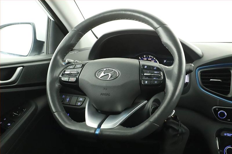 Hyundai Ioniq (2017) Hybrid, Automat, Tempomat - fotka 8 z 15
