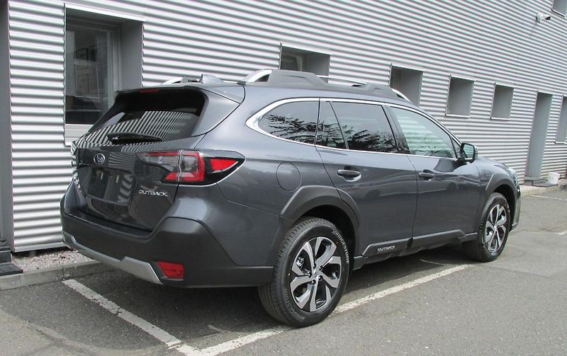 Subaru Outback (2025) 2,5i TOURING  MY25.5 - fotka 37 z 58