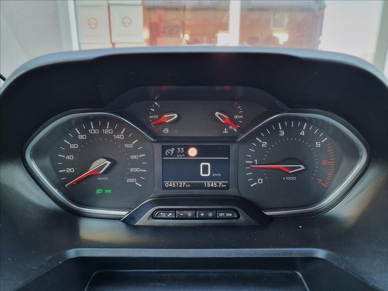 Peugeot Rifter 1.2 PureTech 110 S&S,ČR,1.Maj - fotka 22 z 50