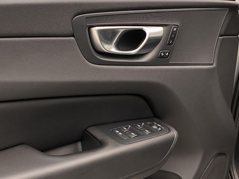 Volvo XC60 T6 AWD RECHARGE BRIGHT PLUS CZ - fotka 23 z 59