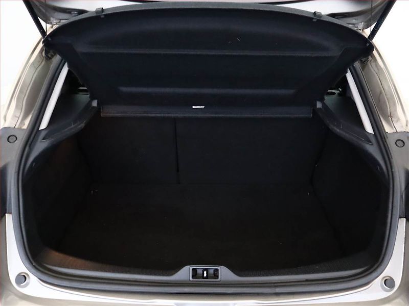 Renault Mégane (2009) 1.6 16V, Serv.kniha, po STK - fotka 11 z 12