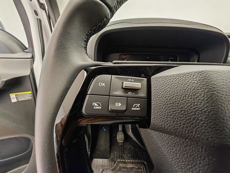 Toyota ProAce City 1.5L Diesel 130k - 6 MT Active - fotka 16 z 25