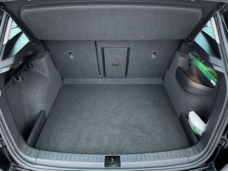Škoda Karoq 2.0 TDI 4x4 Top selection - fotka 21 z 27