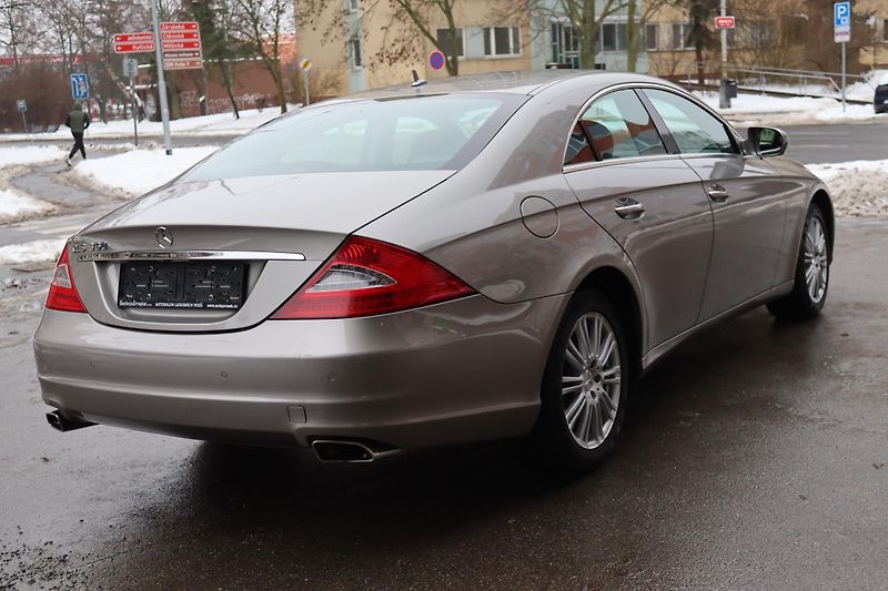 Mercedes-Benz CLS CLS 350 200kW - fotka 11 z 50