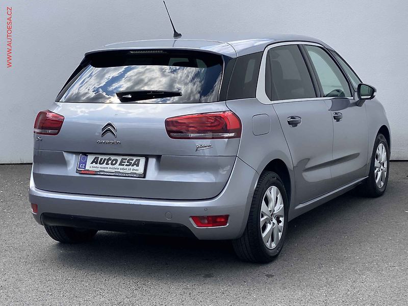 Citroën C4 Picasso (2017) 1.2 PT, Feel, navi, kamera - fotka 4 z 17