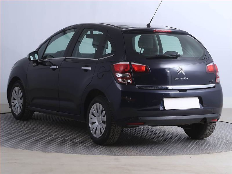Citroën C3 (2014) 1.2 VTi, po STK, pěkný stav - fotka 4 z 15