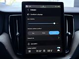 Volvo XC60 B5 AWD // PLUS DARK + sada kol - náhled 35