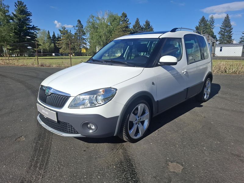 Škoda Roomster (2012) edice SCOUT 1.2TSi 63kW,klima - fotka 1 z 19