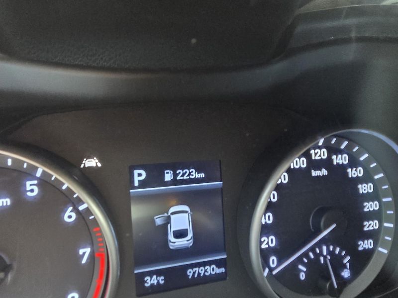 Hyundai i30 1.0-1.MAJITEL-AUTOMAT-KAMERA - fotka 15 z 20