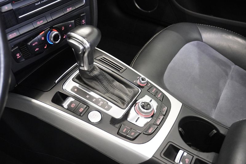 Audi A5 2.0 TFSI 155kW QUATTRO KABIRO - fotka 22 z 30