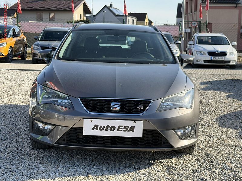 Seat Leon (2014) 2.0 TDi, FR, LED - fotka 2 z 18