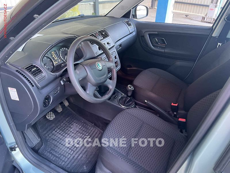 Škoda Fabia (2012) 1.2 TSi, ČR, servis.kniha - fotka 3 z 3
