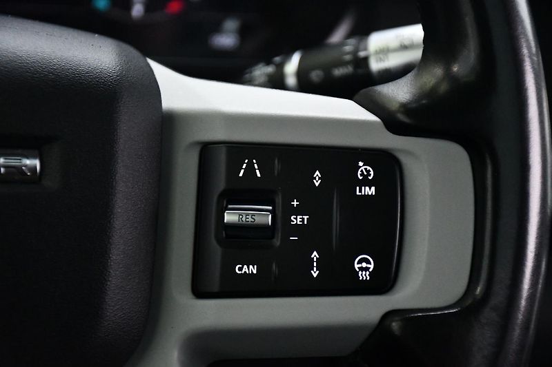 Land Rover Defender 110S D240 AWD MERIDIAN ČR - fotka 27 z 45