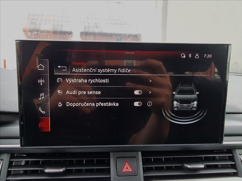 Audi A4 40TDI 150kW S-Line, ČR,1.Maj. - fotka 32 z 50