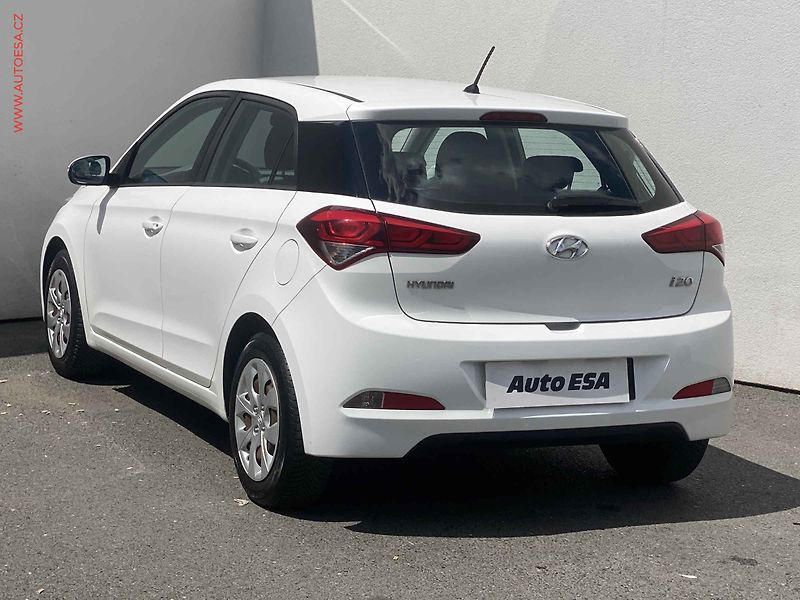 Hyundai i20 (2017) 1.2i, Go! - fotka 6 z 14