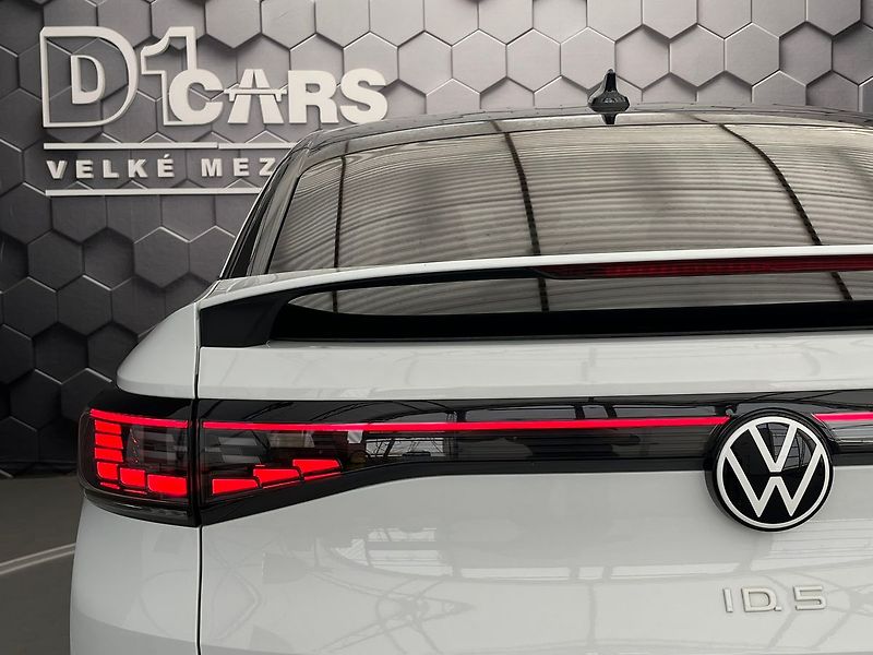 Volkswagen ID.5 Pro 77kWh SoH 96.3% tov.záruka - fotka 47 z 72