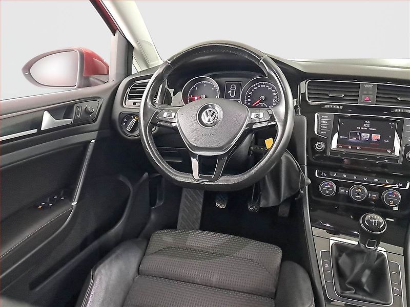 Volkswagen Golf (2015) 1.6 TDI, Tempomat - fotka 7 z 19